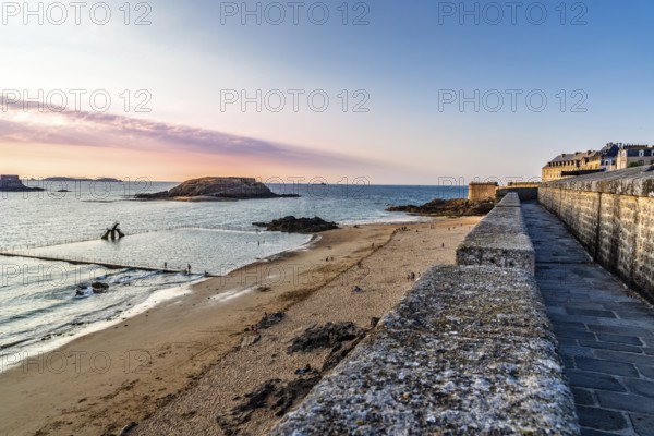 High angle view of the beach of Saint-Malo from ramparts at sunset. Brittany, France