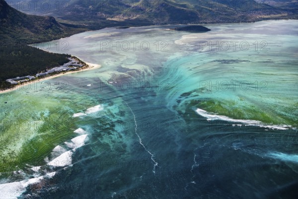 Underwater waterfall, optical illusion, natural phenomenon, aerial view, reef, coral reef, fringing reef, Le Morne Brabant, south coast, Indian Ocean, island, Mauritius
