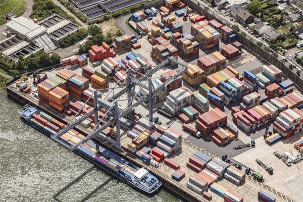 Container port Bonn on the Rhine