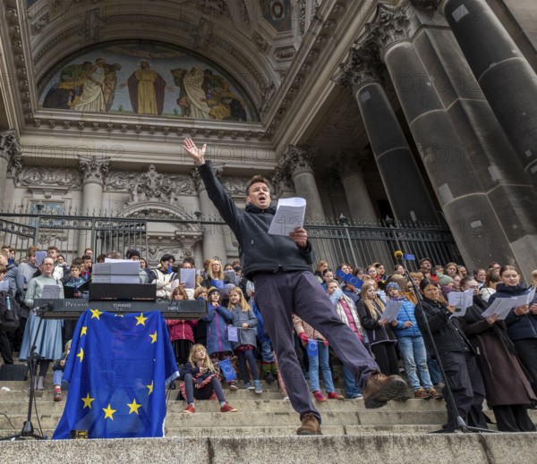 Germany, Berlin, 03.10.2024, Sing for Europe!, Choir: Girls' Choir of the Sing-Akademie zu Berlin, Sing-Akademie zu Berlin, Berlin State and Cathedral Choir, Steps of Berlin Cathedral
