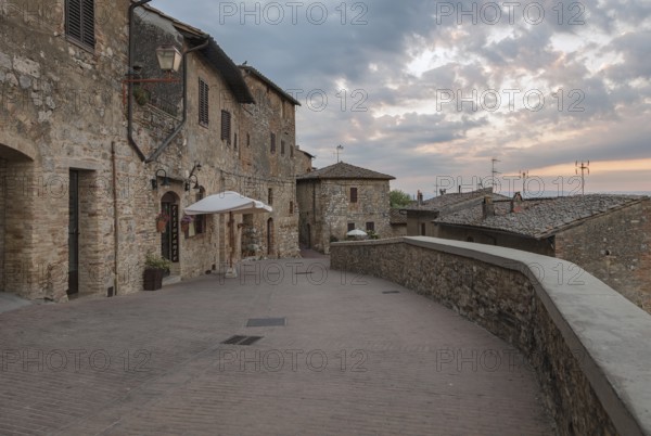 San Gimignano is a small walled medieval hill town in the province of Siena, Tuscany, north-central Italy