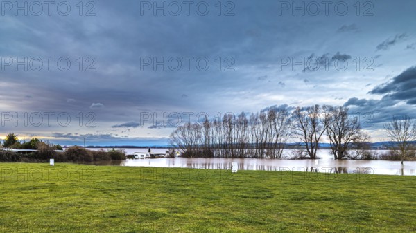 Flooding at the campsite in Kelbra on the Helme reservoir