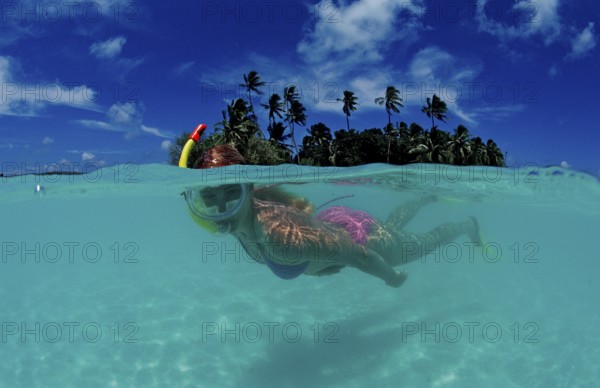Snorkelling off island, Maldives, Indian Ocean, Meemu Atoll