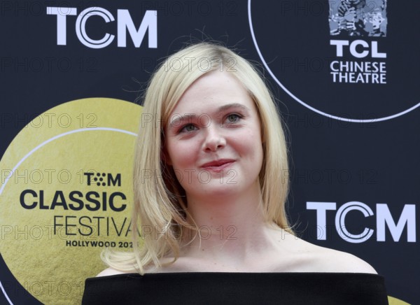 Elle Fanning at TCM Hosts Handprint And Footprint Ceremony Honoring Michelle Pfeiffer held at the TCL Chinese Theatre IMAX in Hollywood, USA on April 25, 2025, Hollywood, CA, USA, Hollywood, California, USA