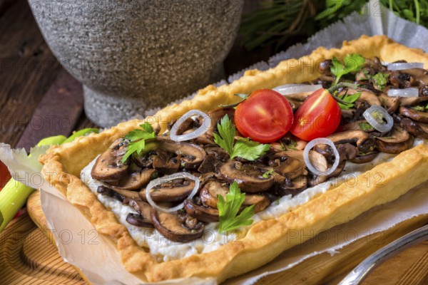 Mushroom tart with ricotta