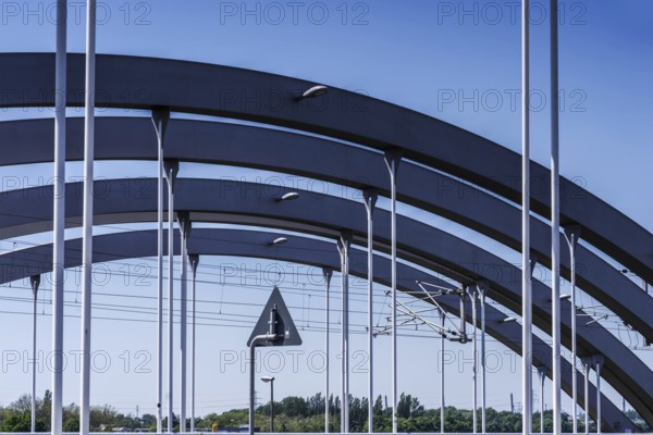 Bridge arch