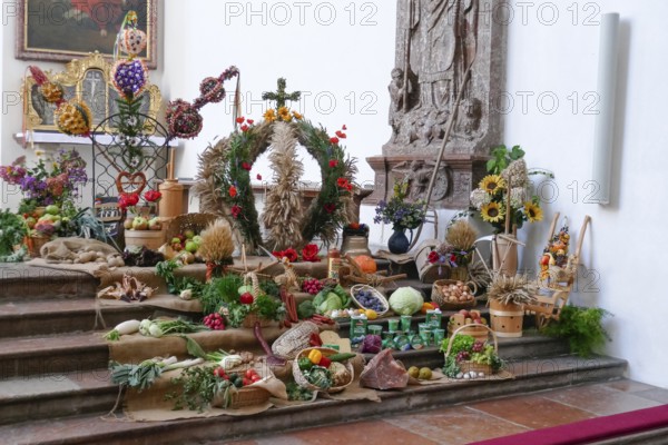 Harvest festival decoration in the collegiate church of St Peter and St John the Baptist, Berchtesgaden, Berchtesgadener Land, Upper Bavaria, Bavaria, Germany