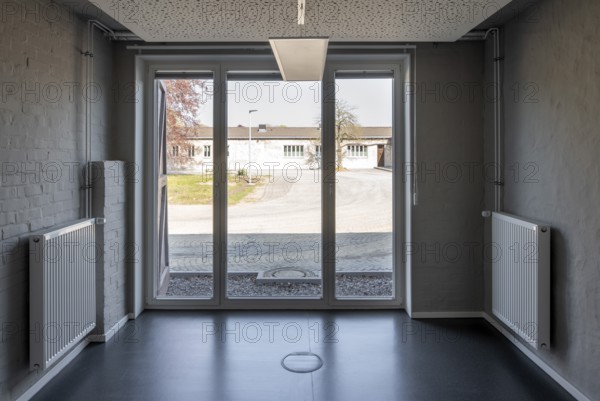 Bochum, main cemetery, depot, refurbishment of the heritage-protected existing buildings, office space