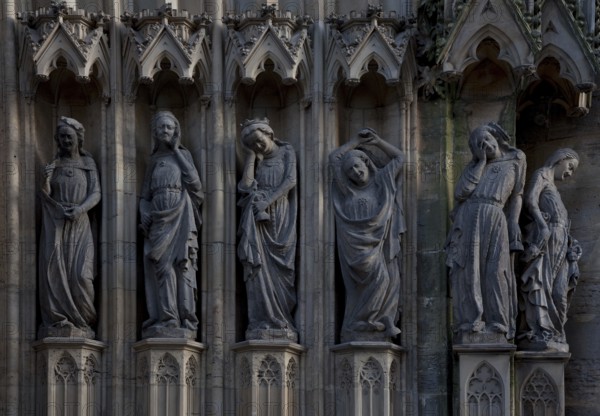 North-west side with virgins, complete view of the Foolish Virgins, St., Sankt, Saint