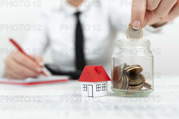 Lady Presenting New Home Savings Deals In Outfit, Business Woman Showing Possible Investment Oppurtiunities For New House, Mortegage Installments Exhibits For Recent Apartments Sales