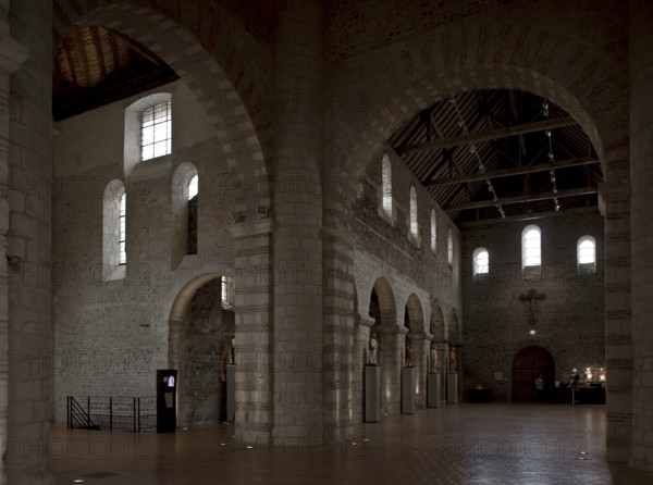 Angers. Collegiate church of St Martin. Today a museum. View into the crossing, St., Saint, Saint