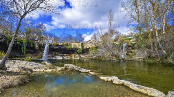 Jerea River Waterfall, Pedrosa de Tobalina, Valle de Tobalina, Las Merindades, Burgos, Castilla y León, Spain