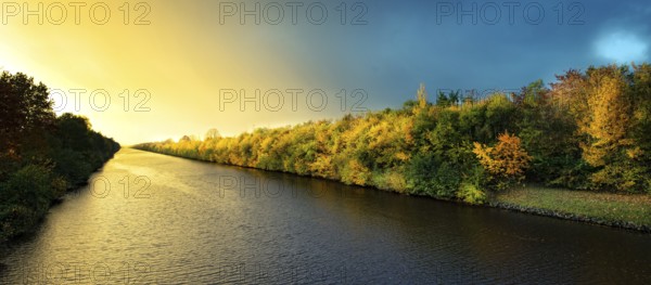 Autumn on the canal