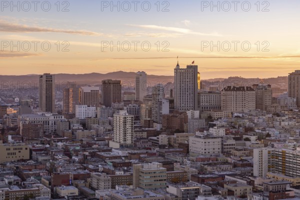 A picture of San Francisco at sunset