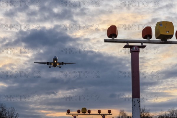 Approach path