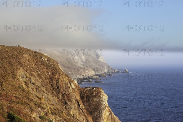 Coast of Pacific ocean near to San Francisco and a morning fog