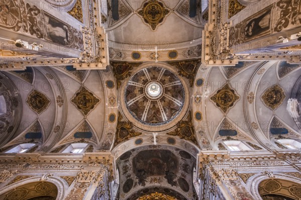 SEVILLE, ANDALUSIA, SPAIN, MAY, 25, 2017 : interiors of Santa maria Magdalena church, may 25, 2017, in Seville, andalusia, spain