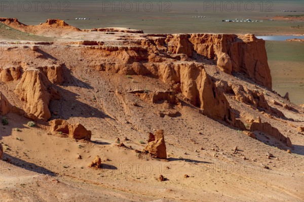 Rocky primeval landscape in the dry landscape of the Gobi Desert, Mongolia, Central Asia, Mongolia
