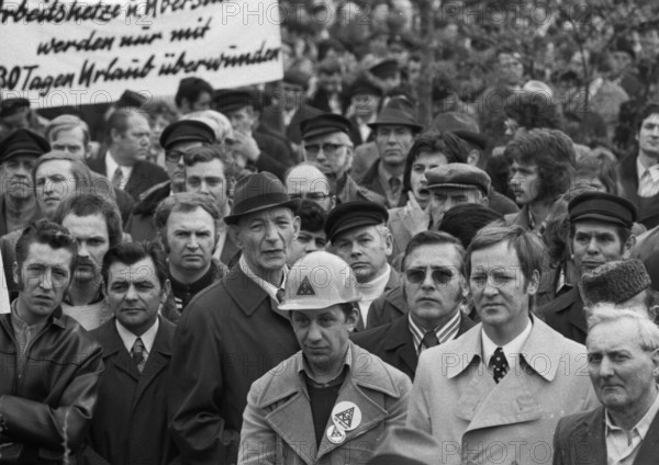 The strike action in the collective bargaining dispute of the Industriegewerkschaft Metall (IG Metall) from 19-21 March 1974 in Bremen and Bremerhaven, Germany