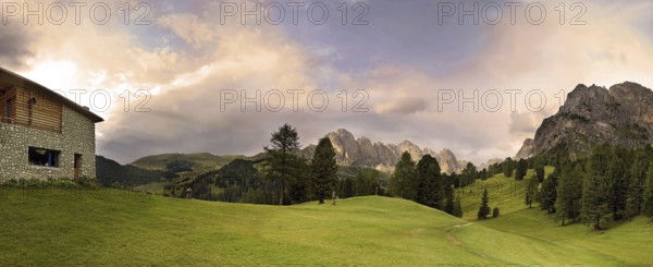 View from the Juachuette on the Geislergebirge, Val Gardena, South Tyrol View from the Juachuette on the Geislergebirge, Val Gardena, South Tyrol