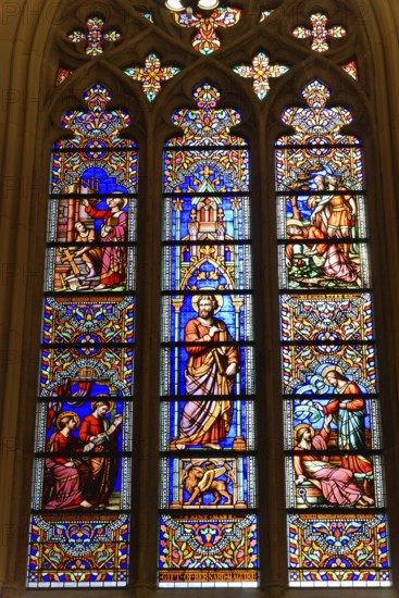 Saint Patrick's Old Cathedral or Old St. Patrick's, Lower Manhattan, Stained glass window with detailed biblical scenes in a magnificent ecclesiastical setting, Manhattan, New York, USA, North America