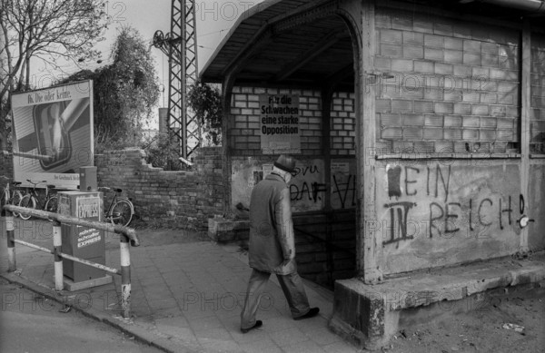 Germany, Merseburg, 15.01.1992, subway, advertising, cigarettes, party advertising, a fourth Reich