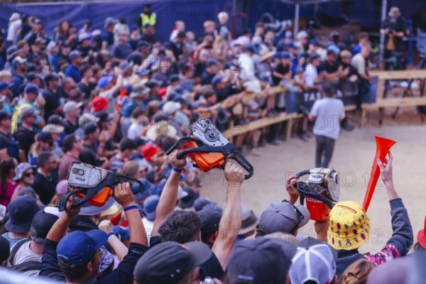 MAYDENA, AUSTRALIA - FEBRUARY 08: Atmosphere during the finals of Red Bull Hardline Tasmania on February 8, 2025 in Maydena, Australia