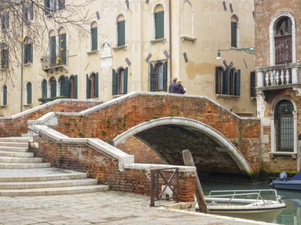 Ponte dei Gesuiti (Jesuit Bridge) on the Rio de Santa Caterina is just one of the hundreds of charming little bridges, Venice, Veneto, Italy