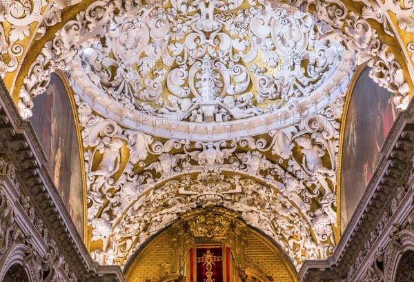 SEVILLE, ANDALUSIA, SPAIN, MAY, 25, 2017 : interiors of santa maria la blanca church, may 25, 2017, in Seville, andalusia, spain