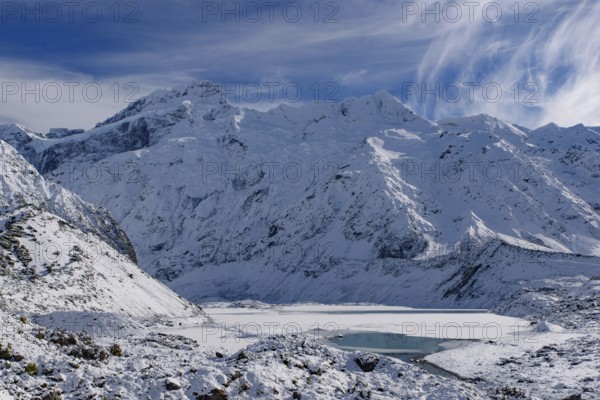 Hooker Valley Track in winter, Mt Cook National Park, New Zealand
