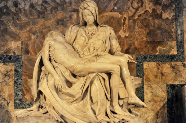 Pieta by Michelangelo, St Peter's Basilica, Vatican, Rome, Italy, Marble sculpture of the Pietà shows the mourning Madonna holding the body of Jesus, Rome, Lazio, Italy