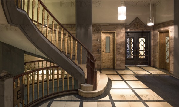 Hamburg, Kontorhaus MESSBERGHOF, built 1922-1924 by Hans and Oskar Gerson, vestibule on the ground floor of the staircase