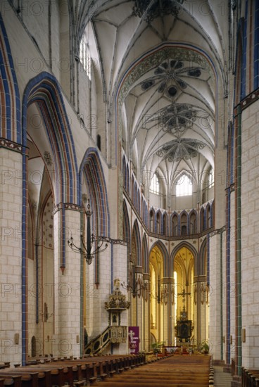 View to the east, St., Sankt, Saint