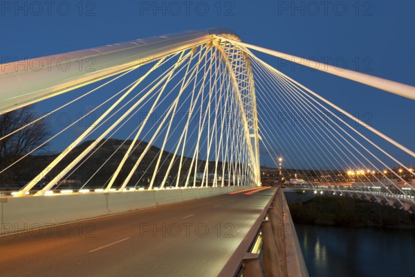 Bridge over the river Ebro, Logroño, La Rioja, Spain