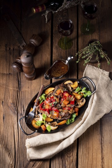 Tender beef with various vegetables