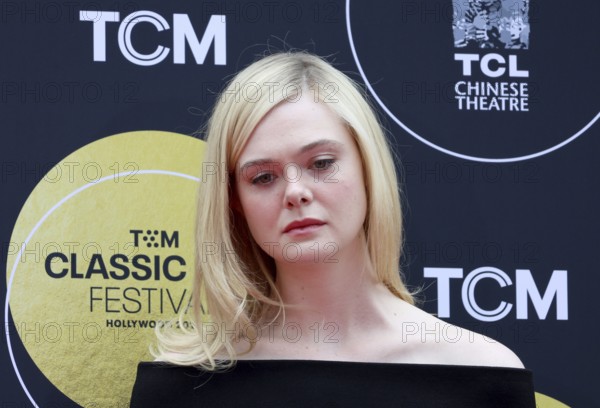 Elle Fanning at TCM Hosts Handprint And Footprint Ceremony Honoring Michelle Pfeiffer held at the TCL Chinese Theatre IMAX in Hollywood, USA on April 25, 2025, Hollywood, CA, USA, Hollywood, California, USA