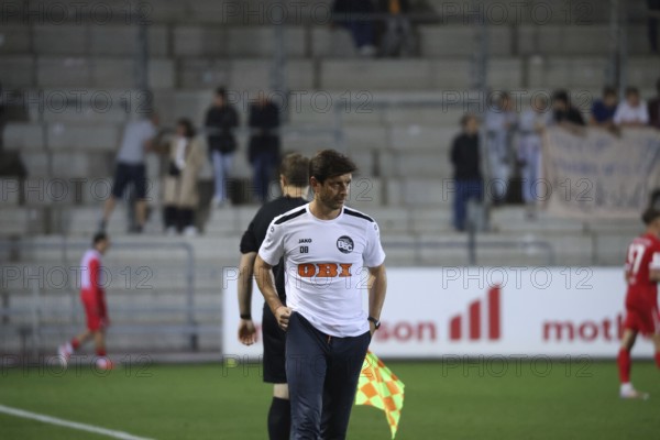 Coach Dennis Bührer (Bahlinger SC) on the touchline at the match of the Soccer-RL SW 24-25: 9. Sptg: SC Freiburg II vs Bahlinger SC, Freiburg im Breisgau, Germany / Germany