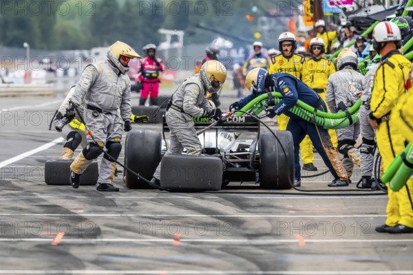 INDYCAR Series driver, RINUS VEEKAY (21) of Hoofddorp, Netherlands, brings his car in for service during the Bitnile.com Grand Prix of Portland at Portland International Raceway in Portland OR