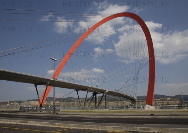 Turin, pedestrian bridge from the Olympic Village to Lingotto