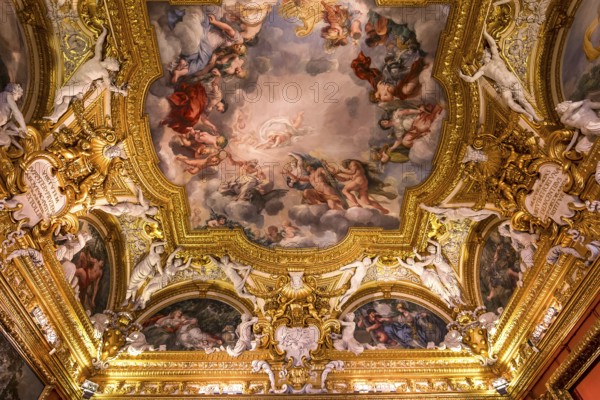 FLORENCE, ITALY, OCTOBER 28, 2015 : interiors and architectural details of Palazzo Pitti, october 28, 2015 in Florence, Italy