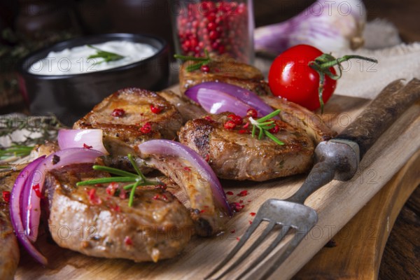 Delicious lamb chops with mint and rosemary