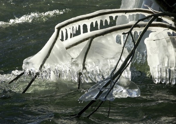 Ice formations on the river