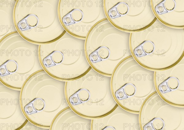 A lot of round golden cans with keys