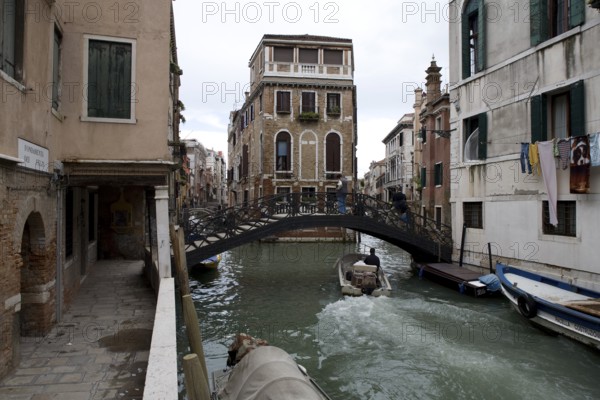 Venice, head building on the Rio di San Giovanni