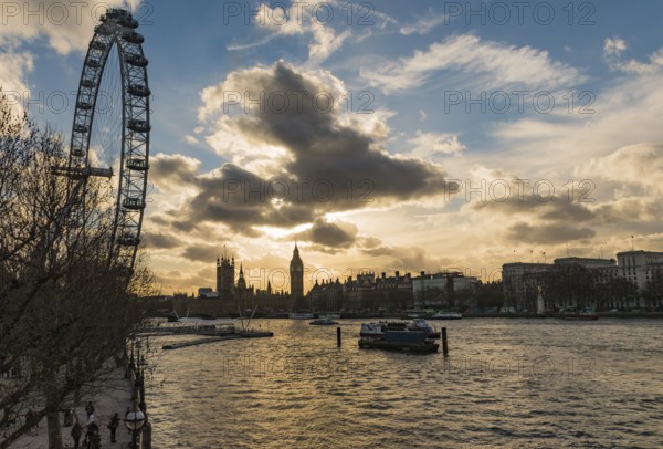 London Eye and Houses of Parliament from Hungerford Bridge