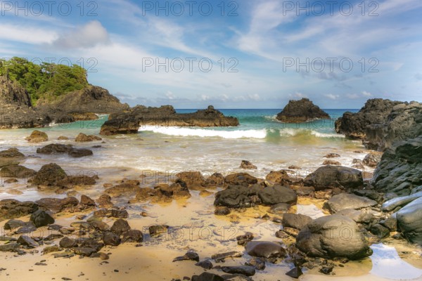 Turquoise water around the Two Brothers rocks, Fernando de Noronha, UNESCO World Heritage Site, Brazil, South America