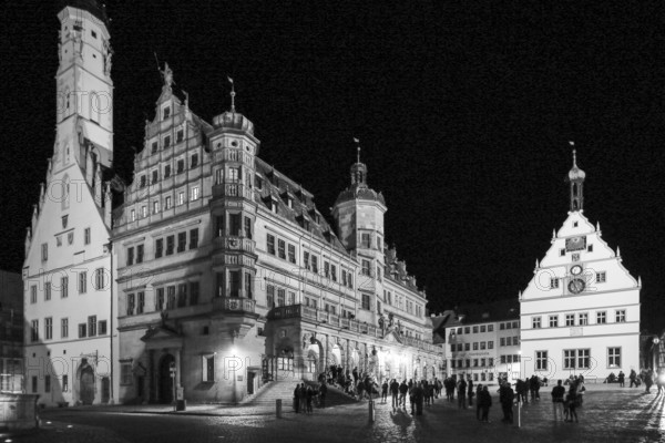 Market square with new town hall and council drinking parlour, Rothenburg ob der Tauber, district of Ansbach, Middle Franconia, Franconia, Free State of Bavaria, Germany