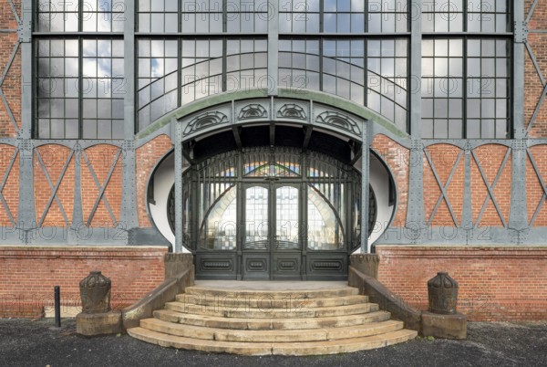 Dortmund, Zollern II/IV colliery, machine hall, built 1889-1904 by Paul Knobbe. Art Nouveau elements by Bruno Möhring, portal