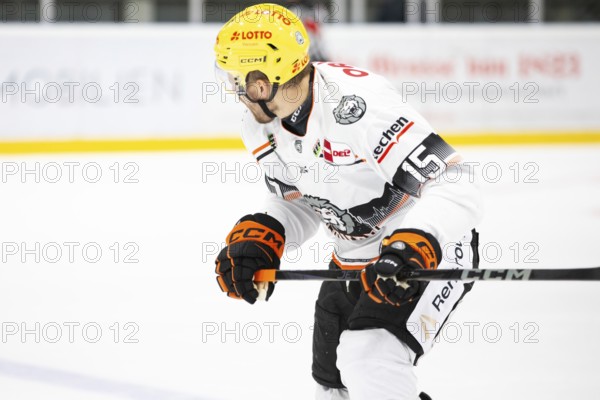 Carter Proft (Löwen Frankfurt, #15), PENNY DEL, Test match Kölner Haie- Löwen Frankfurt on 25.08.2024 at K2 in Cologne Germany .Photo: Laura Dick