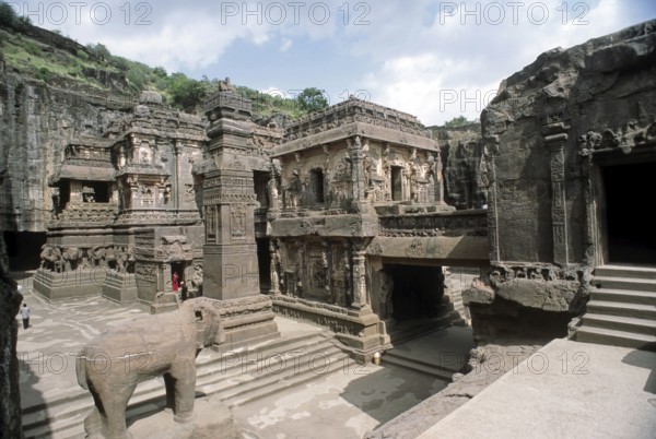 Cave no.16 Stone carved Deities of facade, Kailash temple layne, Ellora Caves, Aurangabad, Maharashtra, india